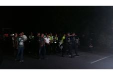 Dideportasi, Buronan...