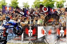 Jorge Lorenzo Abaikan...