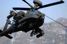 Apache AH-64E, Helikopter...