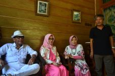 Ini Kata Istri Eks Dandim...
