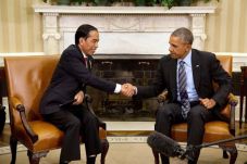 Artikel Broker Jokowi-Obama...