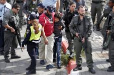 Bocah Palestina Tikam...