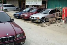 Konsumen Mobil Bekas,...