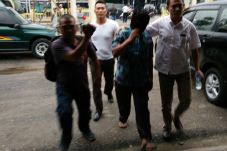 Cabuli Tiga Siswa, Kepsek...