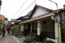 Kampung Lawas Maspati,...