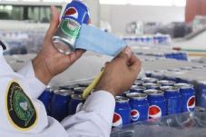 Dilabeli Logo Pepsi,...