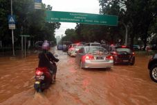 Warga Jakarta Jangan...