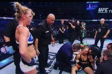 Rousey Kalah, Fans Mayweather...