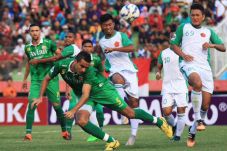 Gulung Surabaya United,...