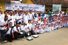 Ford Berikan Bantuan...