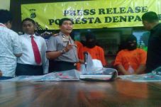 Tepergok Mencuri, 2...