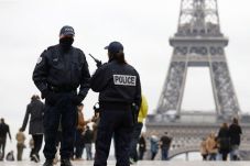Teror Paris Bukan yang...