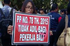 Buruh Bali Bersatu Tuntut...