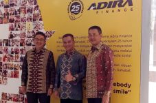 Adira Finance Berikan...