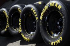 Goodyear Hadirkan Layanan...