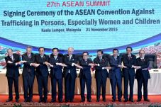 Di ASEAN, Jokowi Desak...