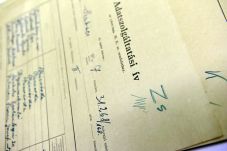 Dokumen Tentang Holocaust...
