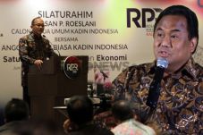 JK: Rachmat Gobel atau...