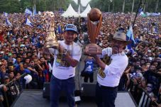 Umuh Muchtar Mantap...