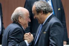 Blatter Yakin Platini...
