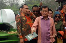 JK Sewot Bunga Kredit...