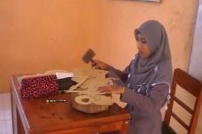 Nasib Guru Seni Tatah...