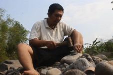 Guru Honorer Nyambi...