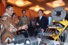 Menperin Dorong Investasi...