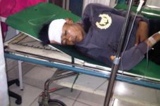 Usai Jenguk Calon Kades,...