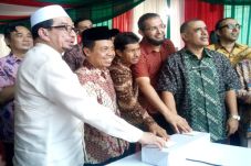 Depok Bangun Superblok...