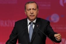 Melunak, Erdogan Mengaku...