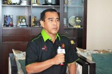 Jadi Calon Tunggal,...