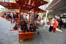 Hadapi Pasar Bebas,...
