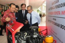 Toyota Indonesia Sumbang...