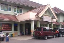 Sebagian Perantau Pulang...