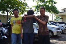 MR Ditangkap saat Akan...