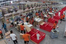 Persiapan Lazada Indonesia...