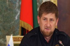 Presiden Chechnya Kecam...