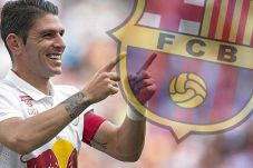 Barcelona Kepincut Pemain...
