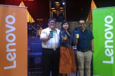 Lenovo Pimpin Pasar...