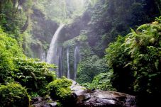 5 Air Terjun Terindah...