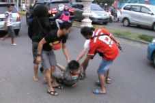 Polisi Bongkar Sindikat...