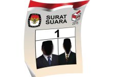 Menantu Atut Menang,...