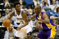 LA Lakers Terus Telan...