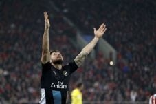 Oliver Giroud, Pemain...