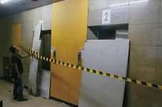 Tragedi Lift Jatuh,...