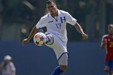 Pesepak Bola Ini Tewas...