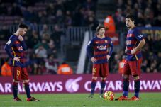 Dikejar 2 Gol, Barcelona...