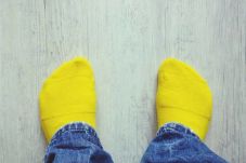 Urin dan Kaos Kaki Bisa...