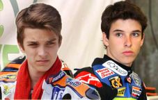 Adik Rossi Kibarkan...
